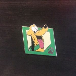 Disney enamel pin Pluto